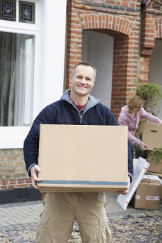 Southkensington Man And Van team providing careful moving support