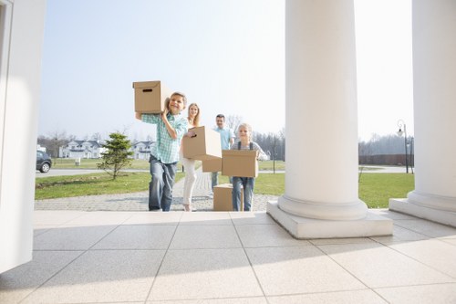 Local man and van service in Southkensington handling furniture transport