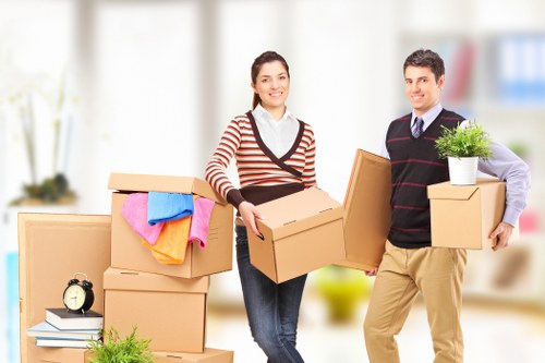 Local moving van for flats and apartments in South Kensington